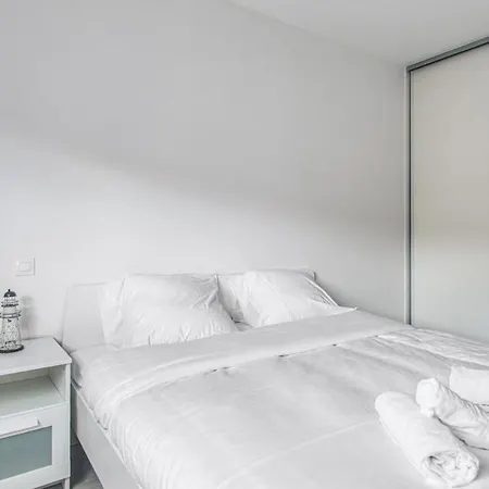 Antoinette - Welkeys Apartment Antibes